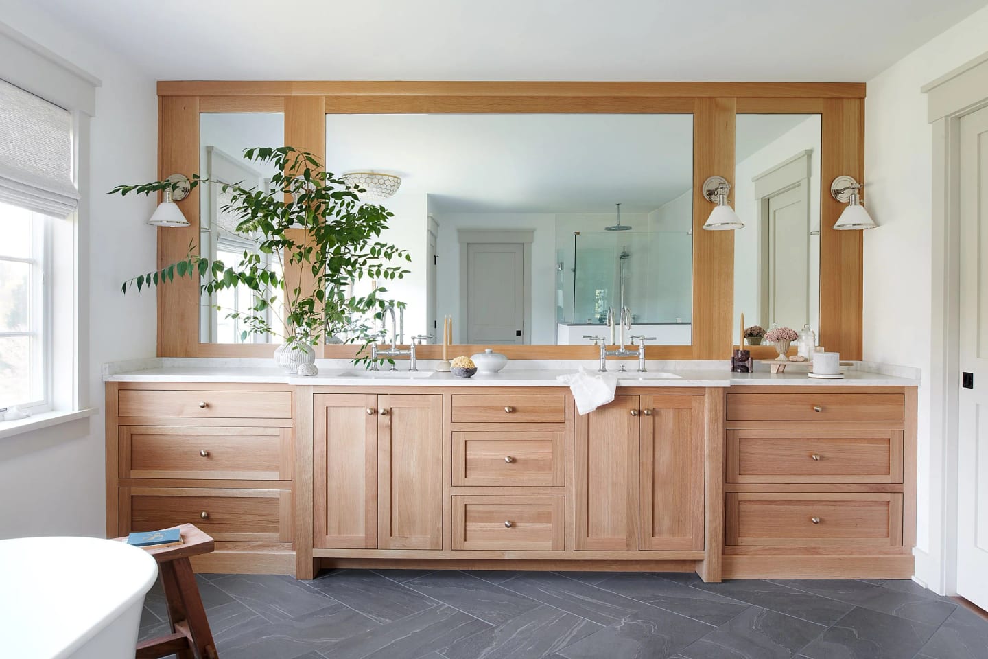 Bath, Country Home in Chadds Ford, Pennsylvania